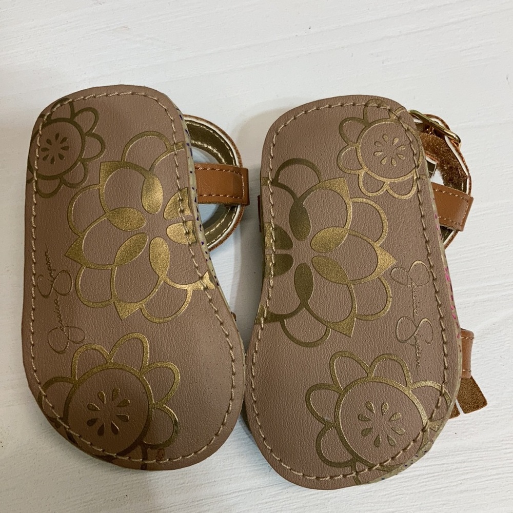 KIDS Jessica Simpson “Shania” Sandals - Picture 7 of 8